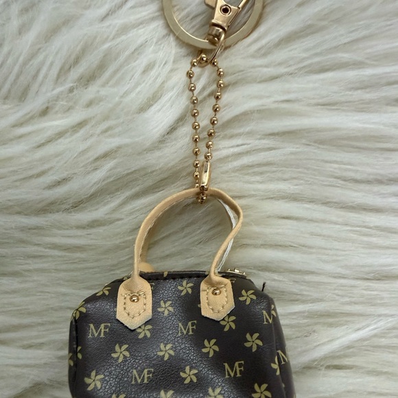 Mini Fashion Brands Mini Bag Key Chain Brown Floral Print Gold Hardware - Picture 5 of 6